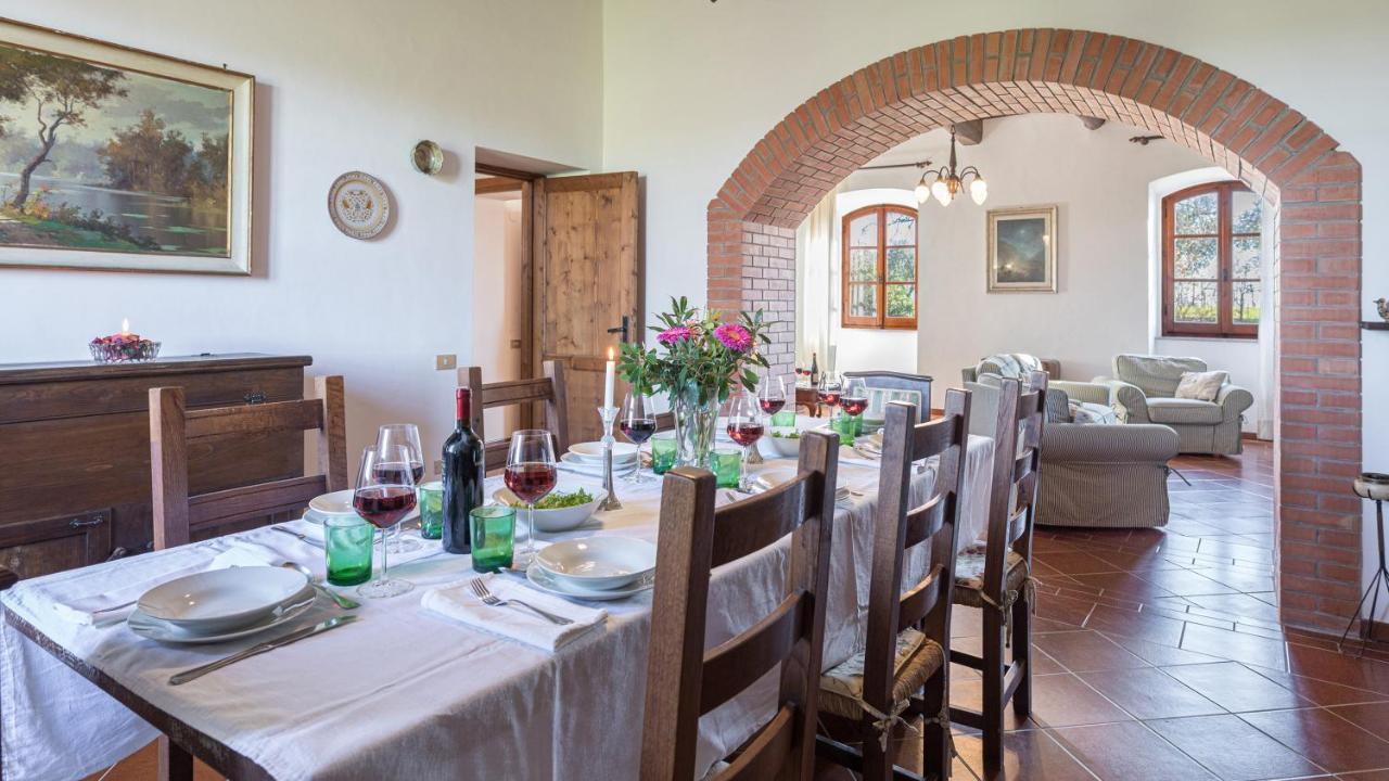 Casale Le Tre Querce 8&1, Emma Villas Orvieto Bagian luar foto