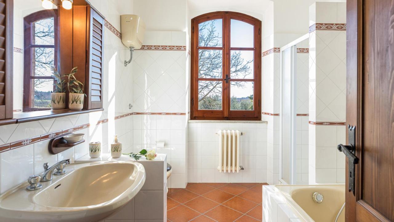 Casale Le Tre Querce 8&1, Emma Villas Orvieto Bagian luar foto